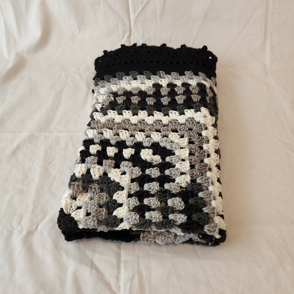 Handmade Crocheted Newspaper Baby Blanket - Picture 5 of 6